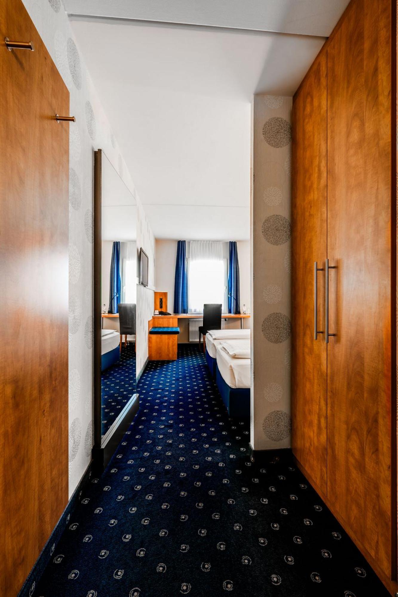 Bonjour Tagungshotel Stuttgart-Gerlingen Kültér fotó